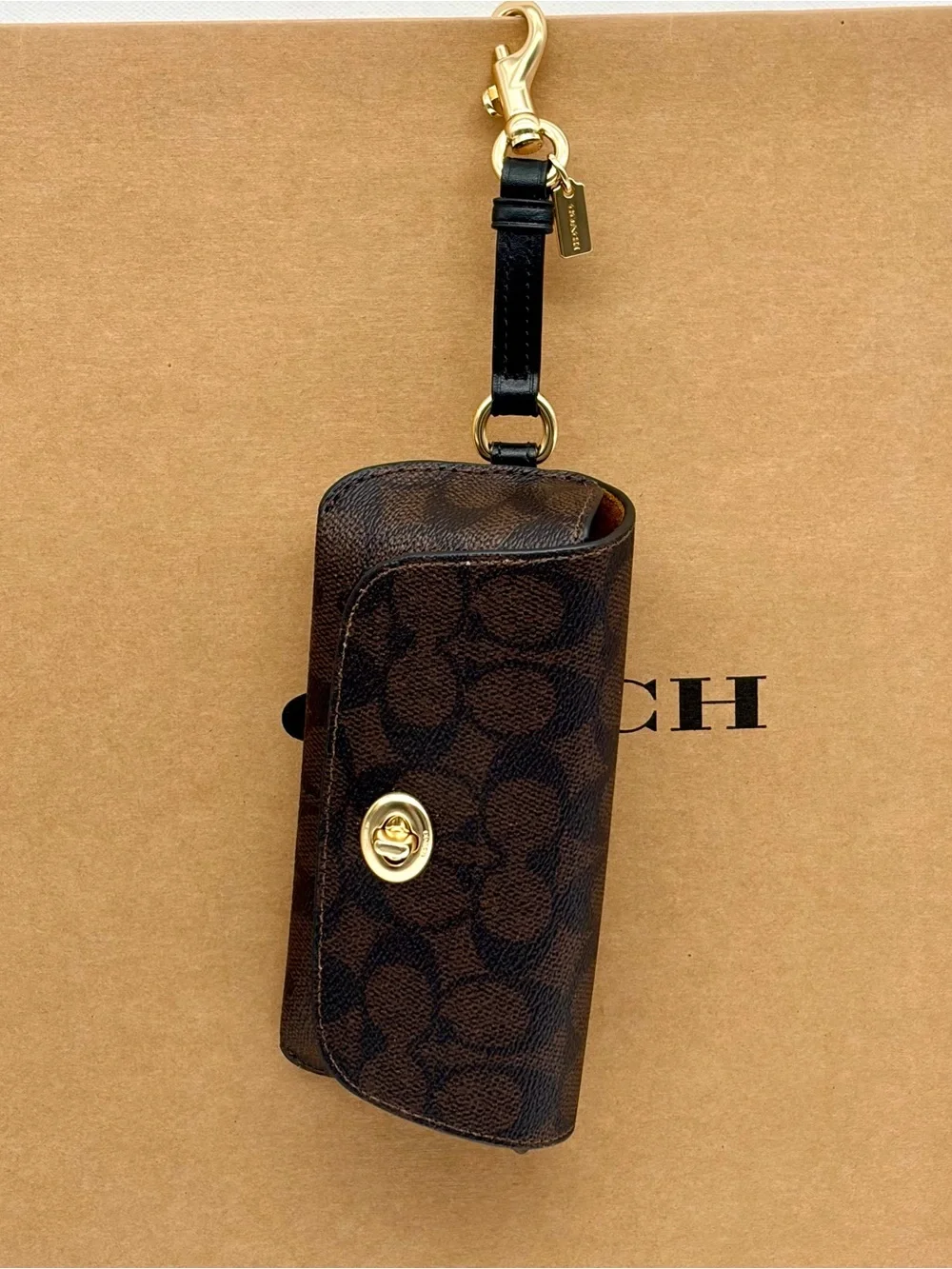 Coach Sunglass Case In Signature Canvas